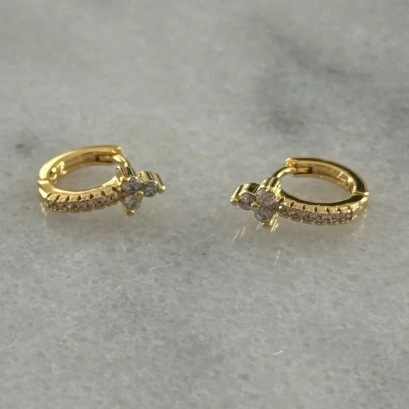 Gold Flower Crystal Pave Small Huggie Hoop Earrings 

Brand New - Picture 2 of 5